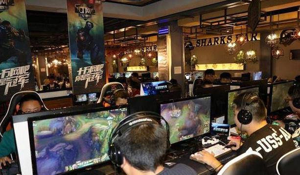  电竞酒店全国遍地开花 沉浸式体验受年轻人追捧