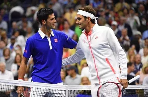  费德勒退役告别战引全场泪目