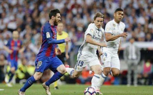  丘里奇单反神技，安特卫普站力克名将称雄